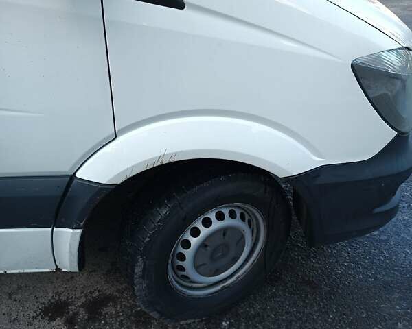 Белый Мерседес Sprinter, объемом двигателя 2.2 л и пробегом 524 тыс. км за 14200 $, фото 10 на Automoto.ua