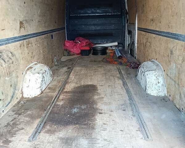 Белый Мерседес Sprinter, объемом двигателя 2.2 л и пробегом 524 тыс. км за 14200 $, фото 16 на Automoto.ua