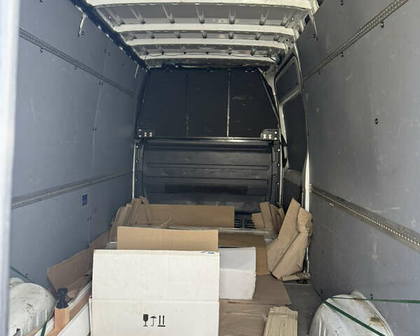 Белый Мерседес Sprinter, объемом двигателя 2.14 л и пробегом 315 тыс. км за 16000 $, фото 8 на Automoto.ua
