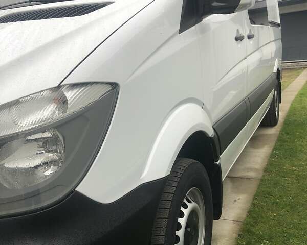 Білий Мерседес Sprinter, об'ємом двигуна 2.14 л та пробігом 216 тис. км за 16900 $, фото 18 на Automoto.ua