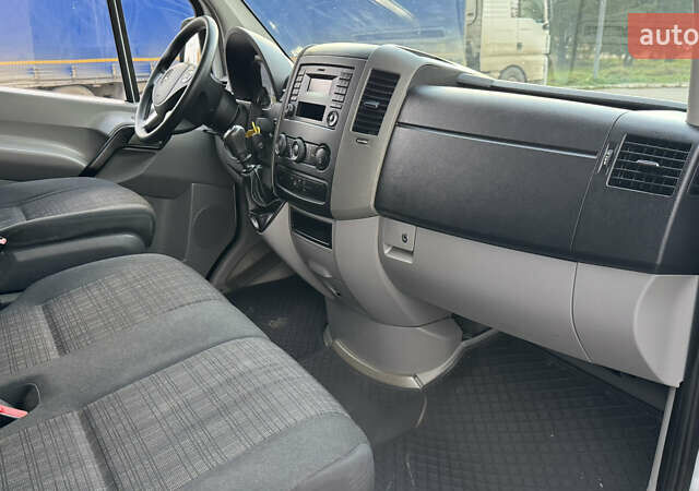 Белый Мерседес Sprinter, объемом двигателя 2.2 л и пробегом 335 тыс. км за 16500 $, фото 33 на Automoto.ua