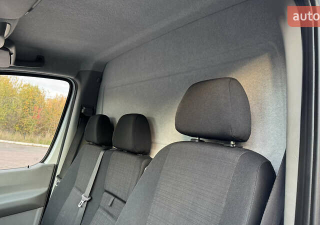 Белый Мерседес Sprinter, объемом двигателя 2.2 л и пробегом 335 тыс. км за 16500 $, фото 19 на Automoto.ua