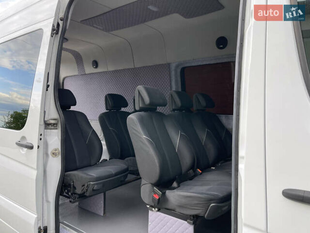 Белый Мерседес Sprinter, объемом двигателя 2.14 л и пробегом 769 тыс. км за 18900 $, фото 35 на Automoto.ua