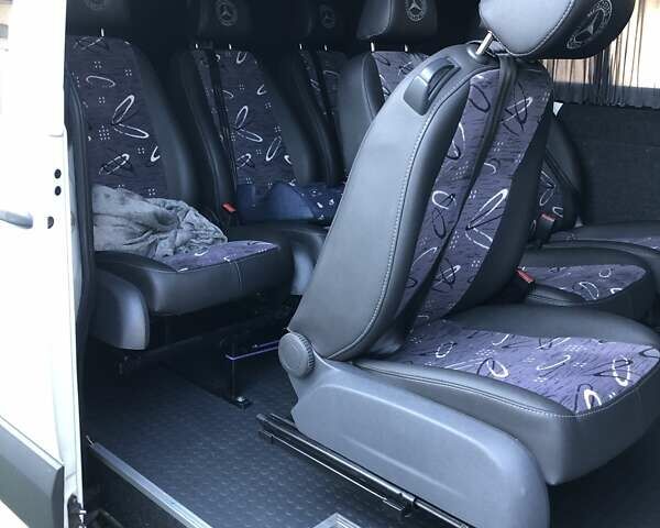 Білий Мерседес Sprinter, об'ємом двигуна 2.14 л та пробігом 216 тис. км за 16900 $, фото 3 на Automoto.ua