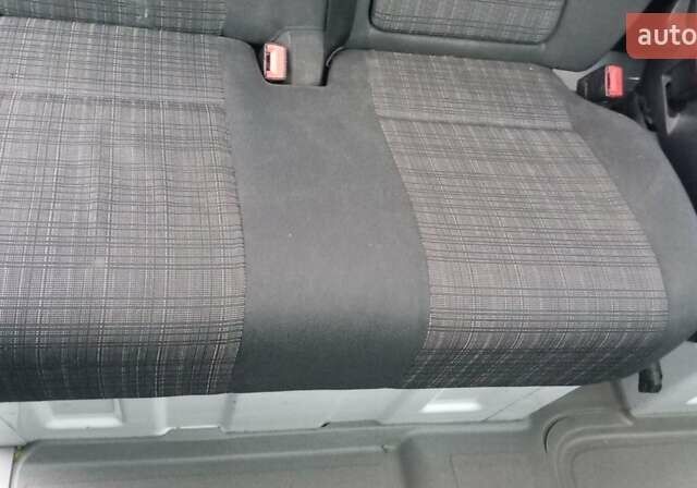 Белый Мерседес Sprinter, объемом двигателя 0 л и пробегом 282 тыс. км за 18900 $, фото 38 на Automoto.ua