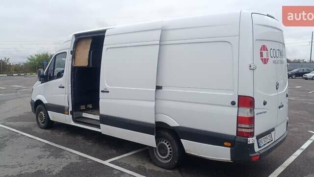 Белый Мерседес Sprinter, объемом двигателя 2.15 л и пробегом 300 тыс. км за 14000 $, фото 6 на Automoto.ua
