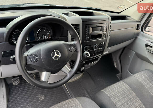 Белый Мерседес Sprinter, объемом двигателя 2.2 л и пробегом 335 тыс. км за 16500 $, фото 32 на Automoto.ua
