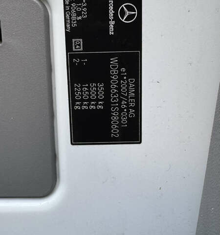 Белый Мерседес Sprinter, объемом двигателя 2.2 л и пробегом 335 тыс. км за 16500 $, фото 31 на Automoto.ua