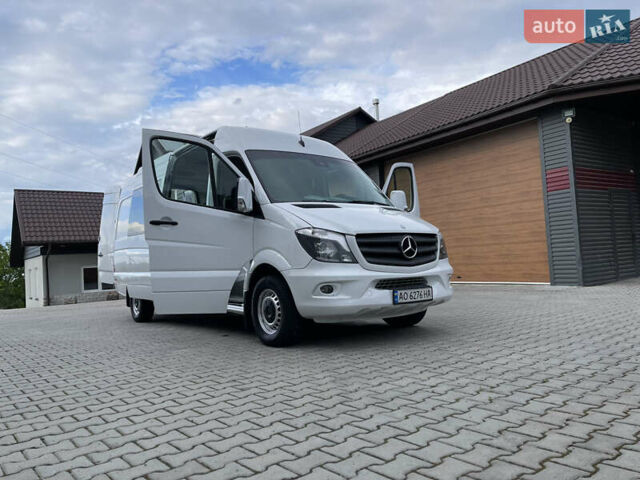Белый Мерседес Sprinter, объемом двигателя 2.14 л и пробегом 769 тыс. км за 18900 $, фото 50 на Automoto.ua