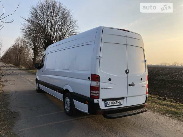 Белый Мерседес Sprinter, объемом двигателя 2.2 л и пробегом 275 тыс. км за 15900 $, фото 4 на Automoto.ua