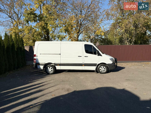 Белый Мерседес Sprinter, объемом двигателя 3 л и пробегом 378 тыс. км за 19500 $, фото 5 на Automoto.ua