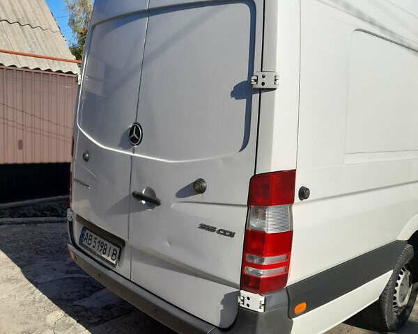 Білий Мерседес Sprinter, об'ємом двигуна 2.1 л та пробігом 329 тис. км за 21000 $, фото 7 на Automoto.ua