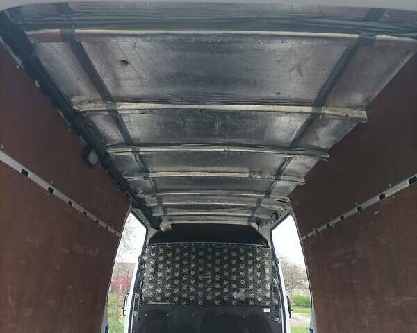 Белый Мерседес Sprinter, объемом двигателя 2.14 л и пробегом 480 тыс. км за 18600 $, фото 9 на Automoto.ua