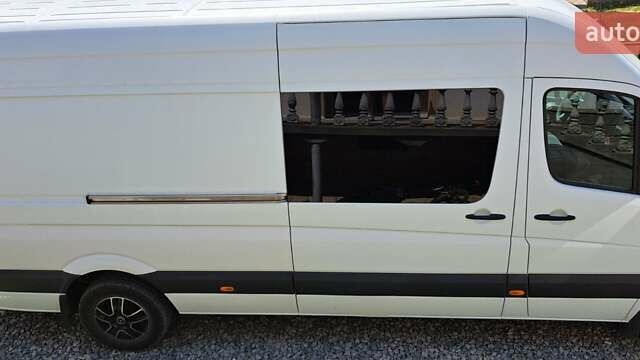 Белый Мерседес Sprinter, объемом двигателя 0 л и пробегом 357 тыс. км за 25000 $, фото 6 на Automoto.ua