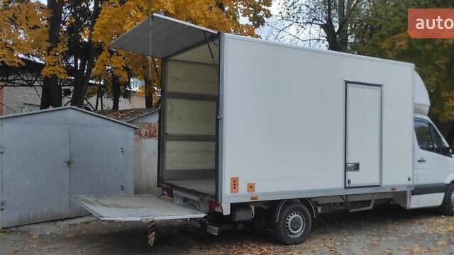 Белый Мерседес Sprinter, объемом двигателя 2.1 л и пробегом 545 тыс. км за 15500 $, фото 6 на Automoto.ua