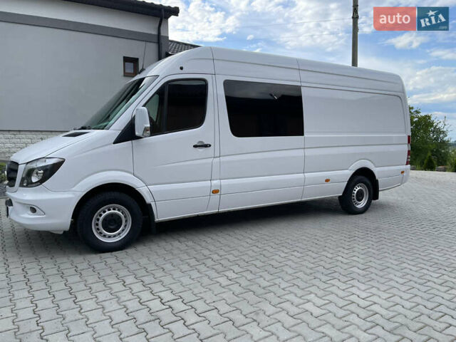 Белый Мерседес Sprinter, объемом двигателя 2.14 л и пробегом 769 тыс. км за 18900 $, фото 2 на Automoto.ua