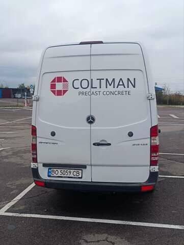 Белый Мерседес Sprinter, объемом двигателя 2.15 л и пробегом 300 тыс. км за 14000 $, фото 9 на Automoto.ua