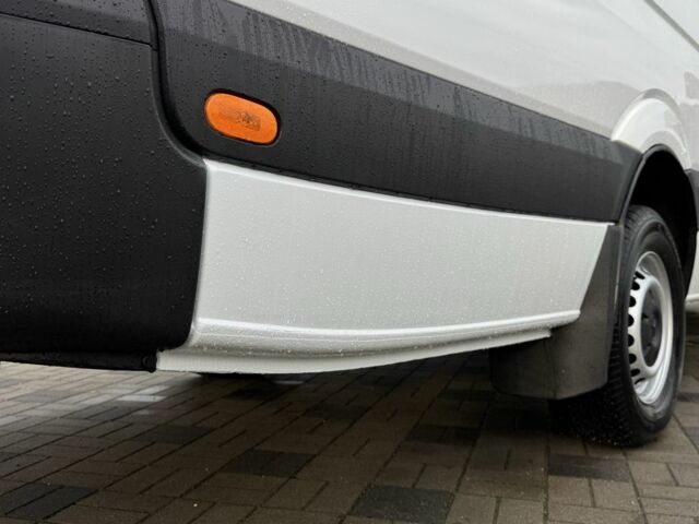 Белый Мерседес Sprinter, объемом двигателя 3 л и пробегом 518 тыс. км за 18999 $, фото 14 на Automoto.ua