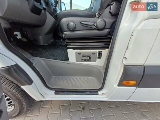 Білий Мерседес Sprinter, об'ємом двигуна 2.99 л та пробігом 480 тис. км за 26000 $, фото 30 на Automoto.ua