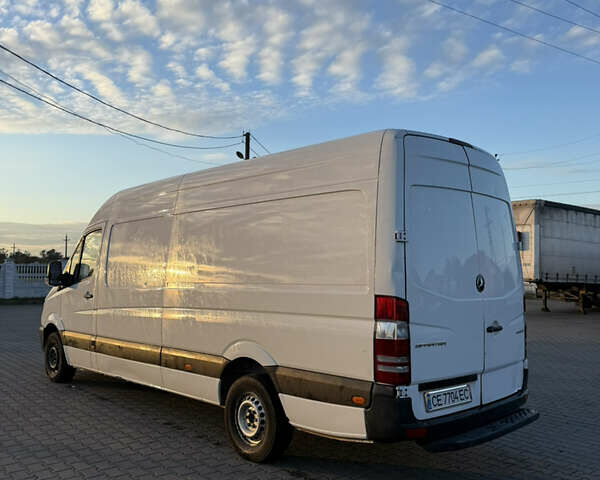 Белый Мерседес Sprinter, объемом двигателя 2.14 л и пробегом 539 тыс. км за 13500 $, фото 3 на Automoto.ua