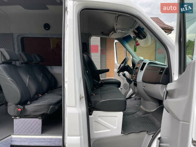 Белый Мерседес Sprinter, объемом двигателя 2.14 л и пробегом 769 тыс. км за 18900 $, фото 40 на Automoto.ua