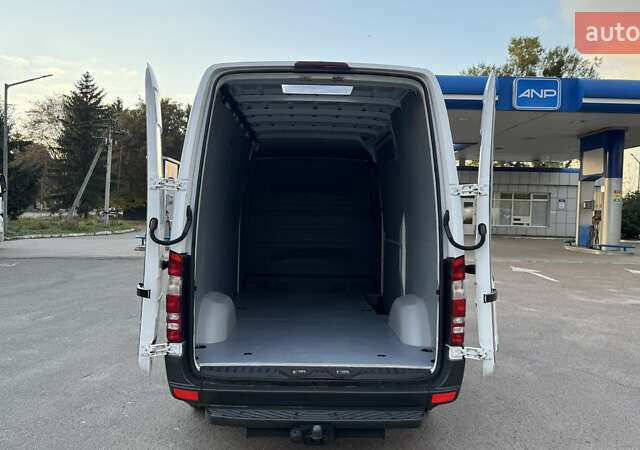 Белый Мерседес Sprinter, объемом двигателя 2.2 л и пробегом 335 тыс. км за 16500 $, фото 46 на Automoto.ua