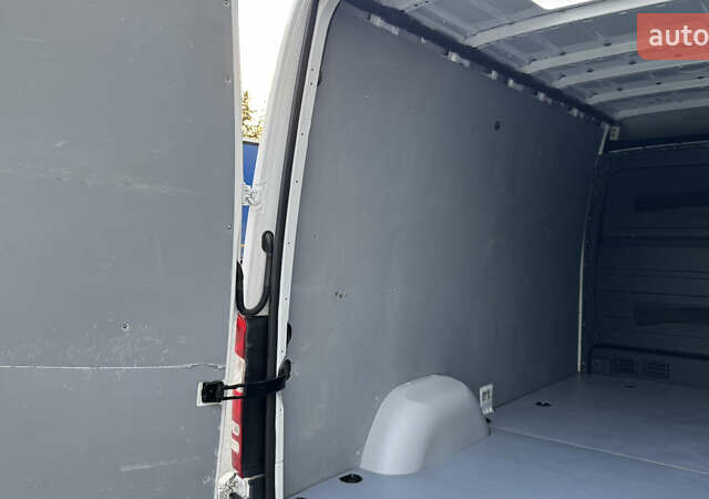 Белый Мерседес Sprinter, объемом двигателя 2.2 л и пробегом 335 тыс. км за 16500 $, фото 45 на Automoto.ua