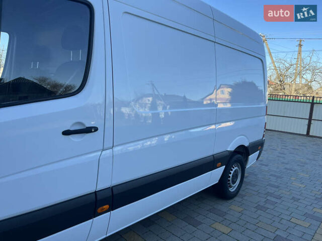 Белый Мерседес Sprinter, объемом двигателя 0 л и пробегом 475 тыс. км за 13950 $, фото 2 на Automoto.ua