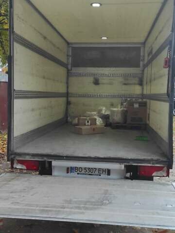 Белый Мерседес Sprinter, объемом двигателя 2.1 л и пробегом 545 тыс. км за 15500 $, фото 2 на Automoto.ua