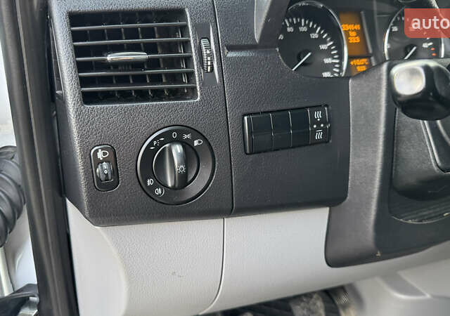 Белый Мерседес Sprinter, объемом двигателя 2.2 л и пробегом 335 тыс. км за 16500 $, фото 21 на Automoto.ua