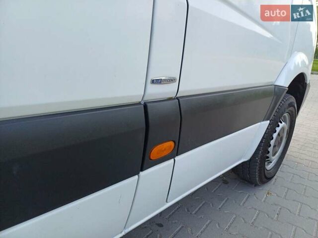 Білий Мерседес Sprinter, об'ємом двигуна 2.99 л та пробігом 480 тис. км за 26000 $, фото 22 на Automoto.ua