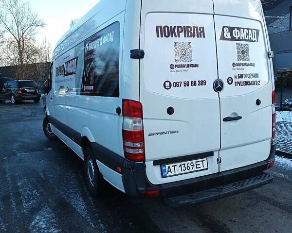 Белый Мерседес Sprinter, объемом двигателя 2.2 л и пробегом 524 тыс. км за 14200 $, фото 3 на Automoto.ua