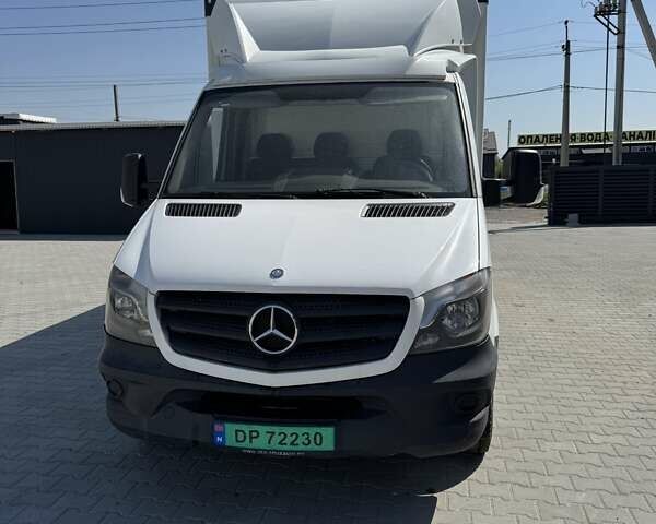 Белый Мерседес Sprinter, объемом двигателя 2.2 л и пробегом 328 тыс. км за 17500 $, фото 5 на Automoto.ua