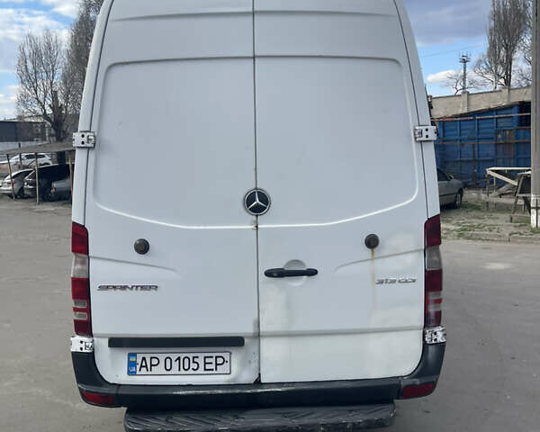 Белый Мерседес Sprinter, объемом двигателя 2.14 л и пробегом 817 тыс. км за 12500 $, фото 5 на Automoto.ua