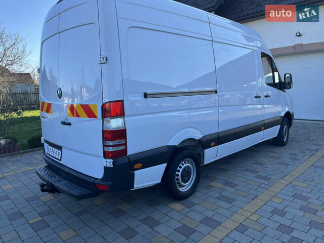 Белый Мерседес Sprinter, объемом двигателя 0 л и пробегом 475 тыс. км за 13950 $, фото 9 на Automoto.ua