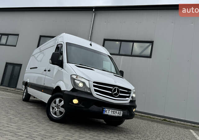 Белый Мерседес Sprinter, объемом двигателя 3 л и пробегом 440 тыс. км за 28500 $, фото 13 на Automoto.ua