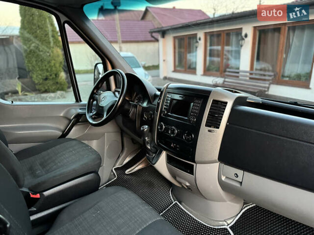 Белый Мерседес Sprinter, объемом двигателя 2.1 л и пробегом 431 тыс. км за 16499 $, фото 52 на Automoto.ua