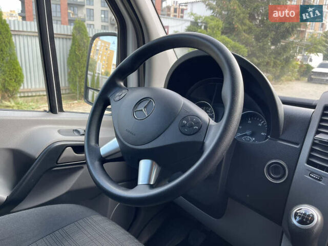 Білий Мерседес Sprinter, об'ємом двигуна 2.14 л та пробігом 173 тис. км за 23999 $, фото 11 на Automoto.ua
