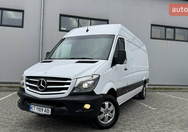 Белый Мерседес Sprinter, объемом двигателя 3 л и пробегом 440 тыс. км за 28500 $, фото 23 на Automoto.ua