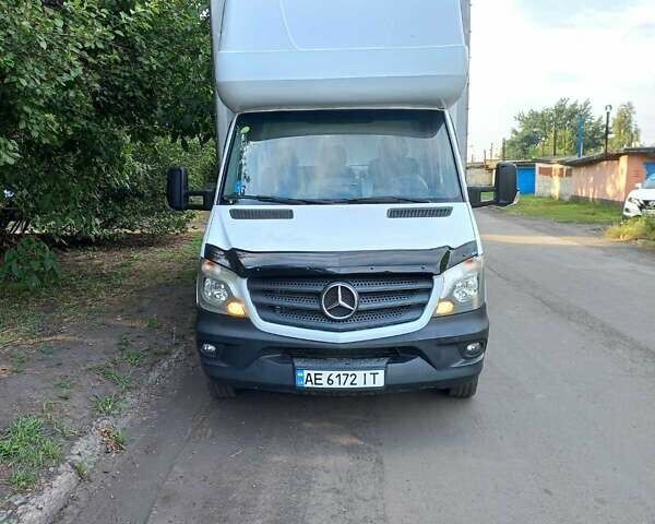 Белый Мерседес Sprinter, объемом двигателя 2.99 л и пробегом 230 тыс. км за 27500 $, фото 2 на Automoto.ua