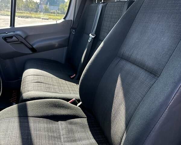 Білий Мерседес Sprinter, об'ємом двигуна 2.14 л та пробігом 150 тис. км за 18000 $, фото 10 на Automoto.ua