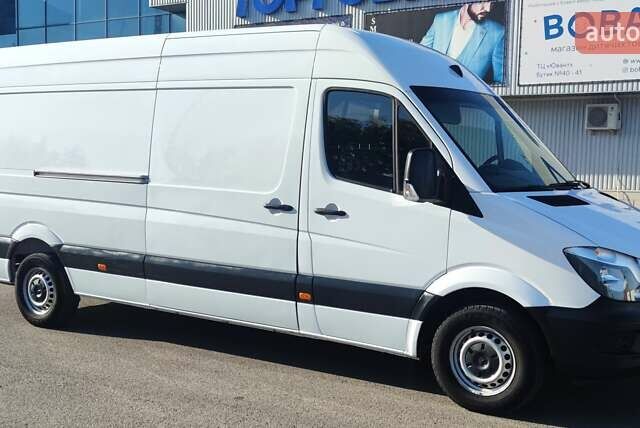 Белый Мерседес Sprinter, объемом двигателя 2.1 л и пробегом 301 тыс. км за 15999 $, фото 15 на Automoto.ua