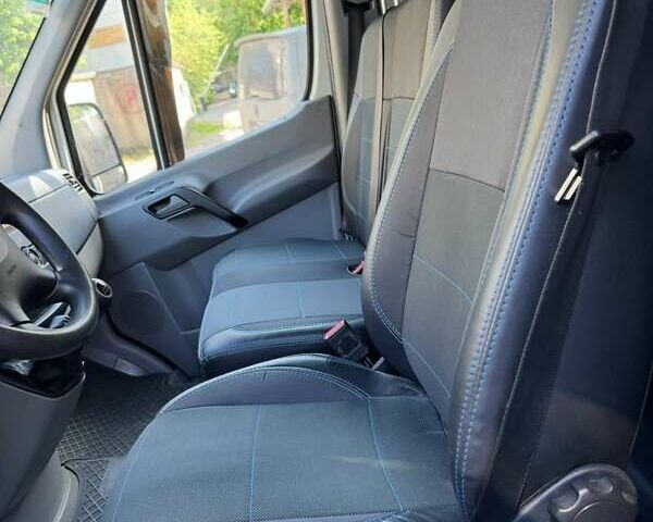 Белый Мерседес Sprinter, объемом двигателя 0 л и пробегом 220 тыс. км за 16500 $, фото 8 на Automoto.ua