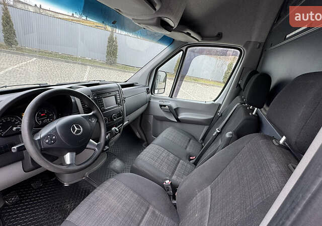 Белый Мерседес Sprinter, объемом двигателя 3 л и пробегом 440 тыс. км за 28500 $, фото 49 на Automoto.ua