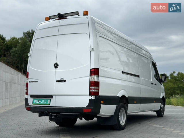 Белый Мерседес Sprinter, объемом двигателя 3 л и пробегом 245 тыс. км за 35351 $, фото 27 на Automoto.ua