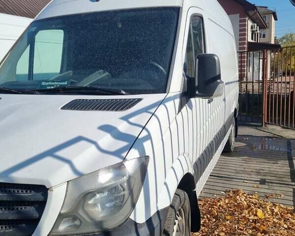 Белый Мерседес Sprinter, объемом двигателя 2.14 л и пробегом 425 тыс. км за 13400 $, фото 2 на Automoto.ua