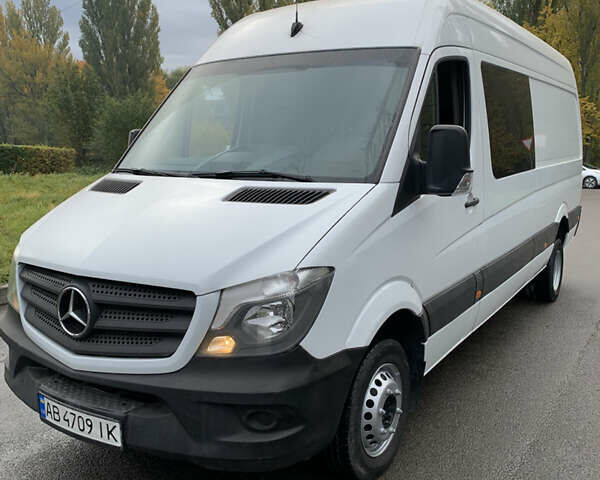 Белый Мерседес Sprinter, объемом двигателя 2.1 л и пробегом 377 тыс. км за 23000 $, фото 1 на Automoto.ua