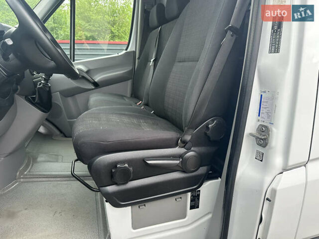 Білий Мерседес Sprinter, об'ємом двигуна 2.14 л та пробігом 400 тис. км за 23500 $, фото 23 на Automoto.ua