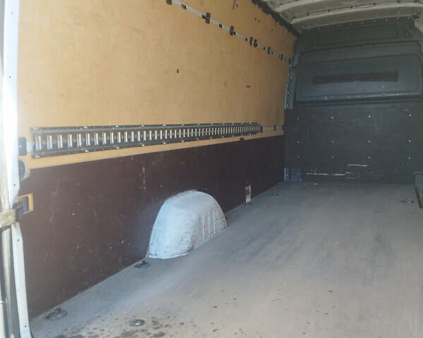 Белый Мерседес Sprinter, объемом двигателя 2.14 л и пробегом 450 тыс. км за 16500 $, фото 8 на Automoto.ua