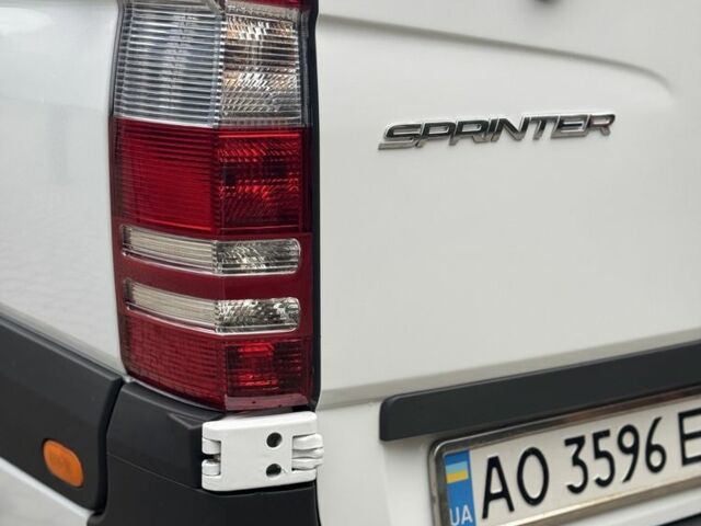Белый Мерседес Sprinter, объемом двигателя 2.1 л и пробегом 564 тыс. км за 21999 $, фото 11 на Automoto.ua